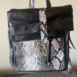 Leather Snakeprint BackPack Purse